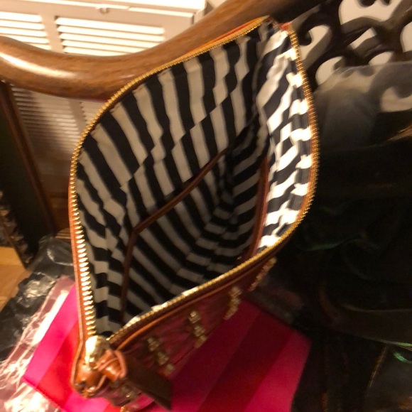 GIANNI BINI Fold Over Tan clutch/ crossbody purse - Picture 3 of 7